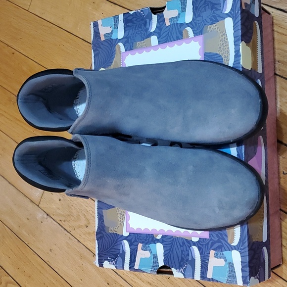 BREEZE RANGE GRAY - Picture 1 of 7